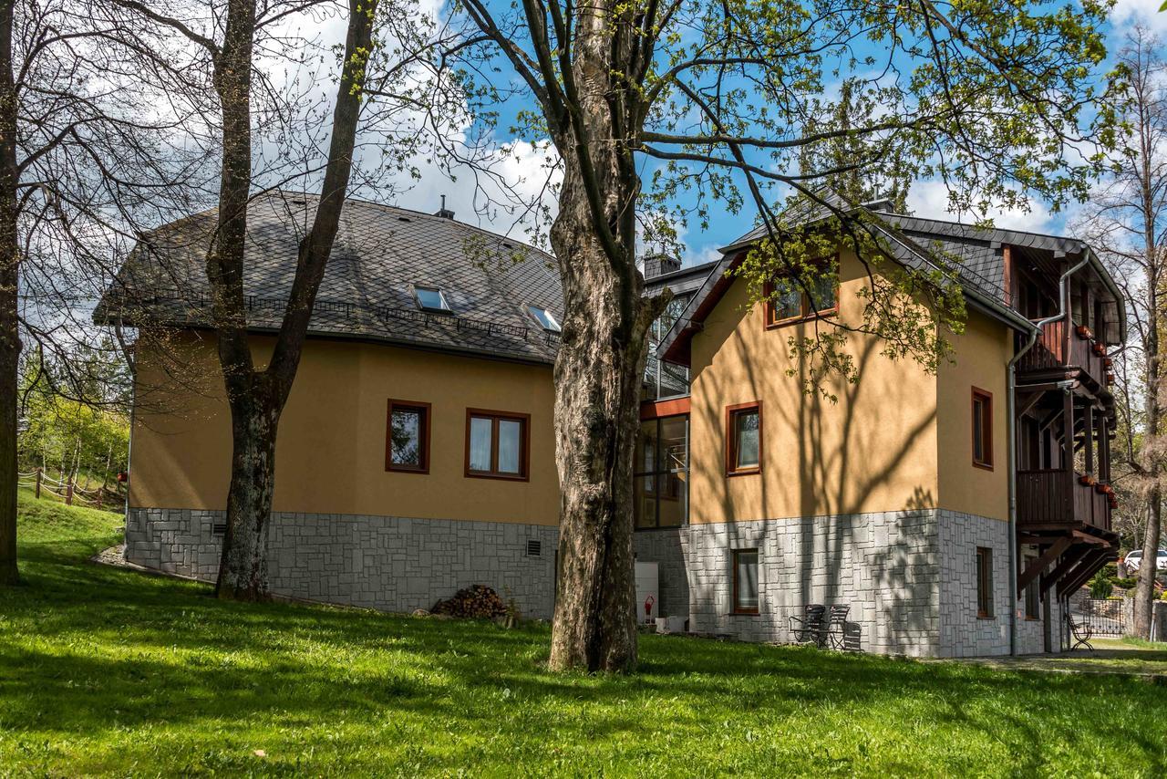 Willa Idylla Hotell Podgórzyn Exteriör bild